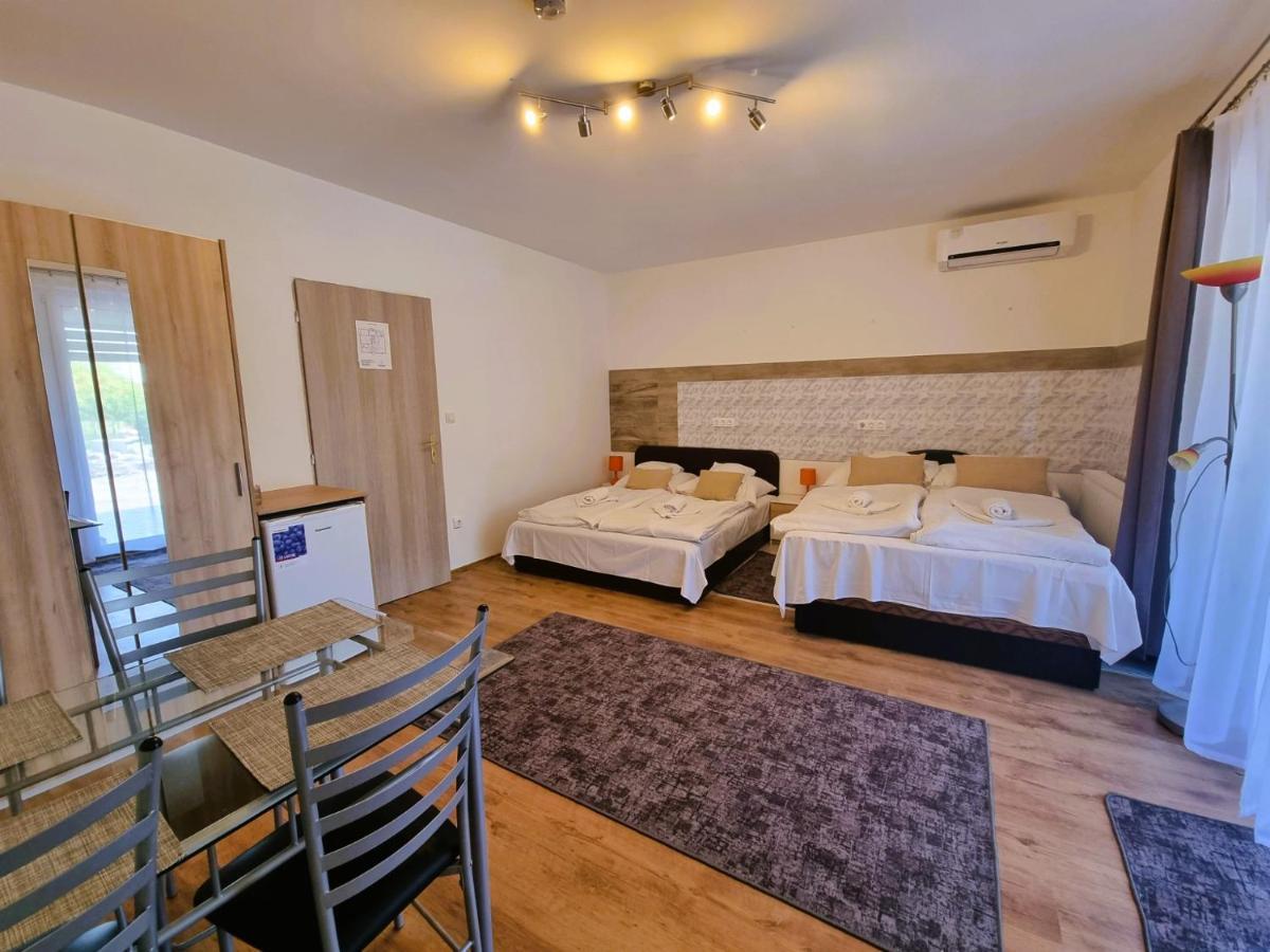 Duna-Beach Apartman Kimle Exterior photo