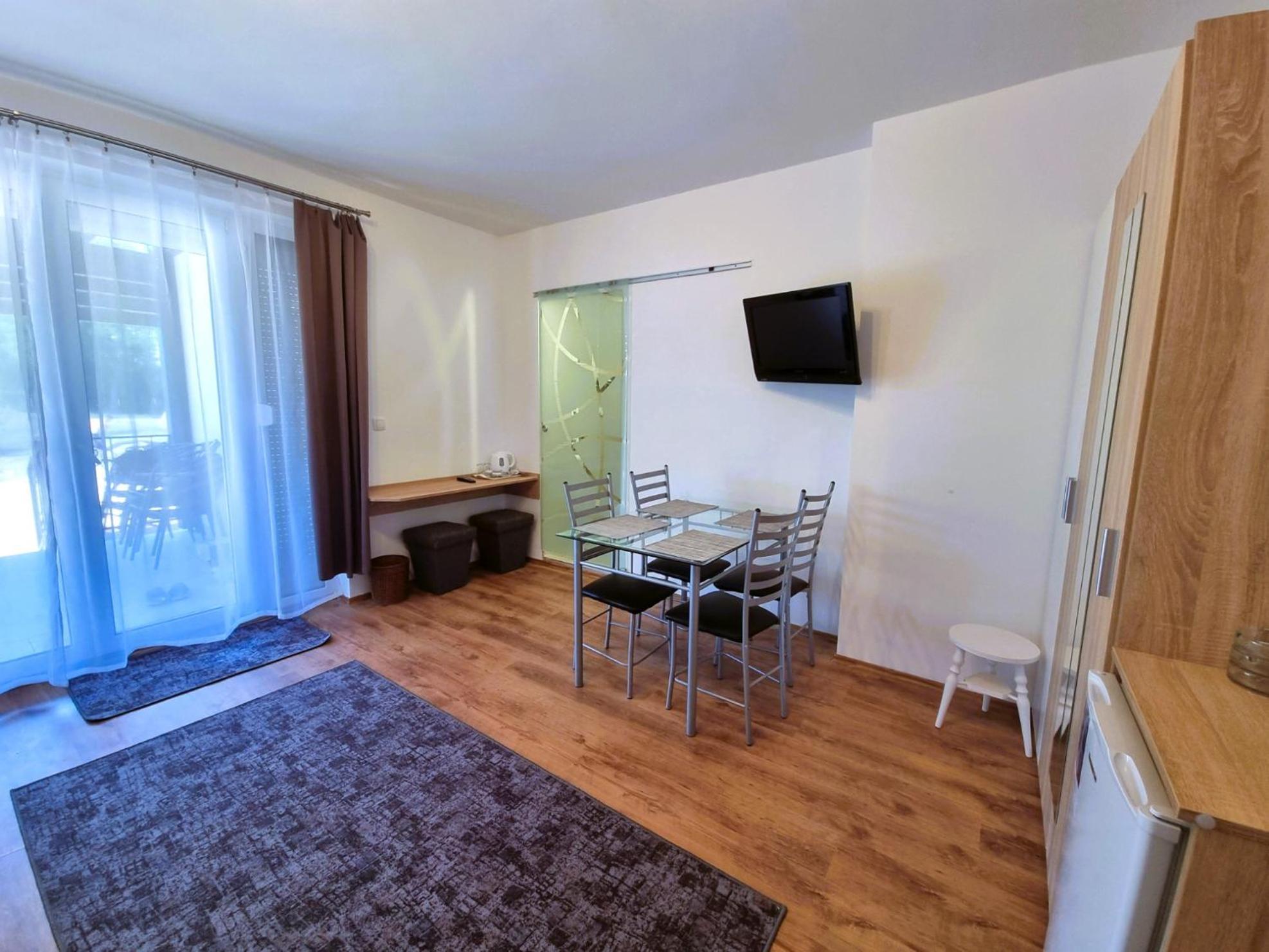 Duna-Beach Apartman Kimle Room photo